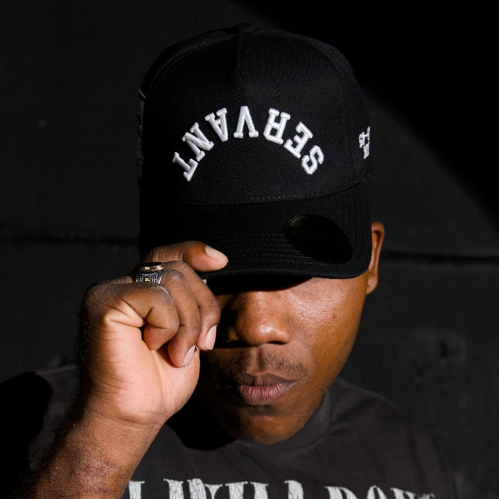 [PRE - ORDER - SHIPS DECEMBER 10TH] ‘SERVANT’ Premium Wool Blend SnapBack - Black/White - Malta Apparel