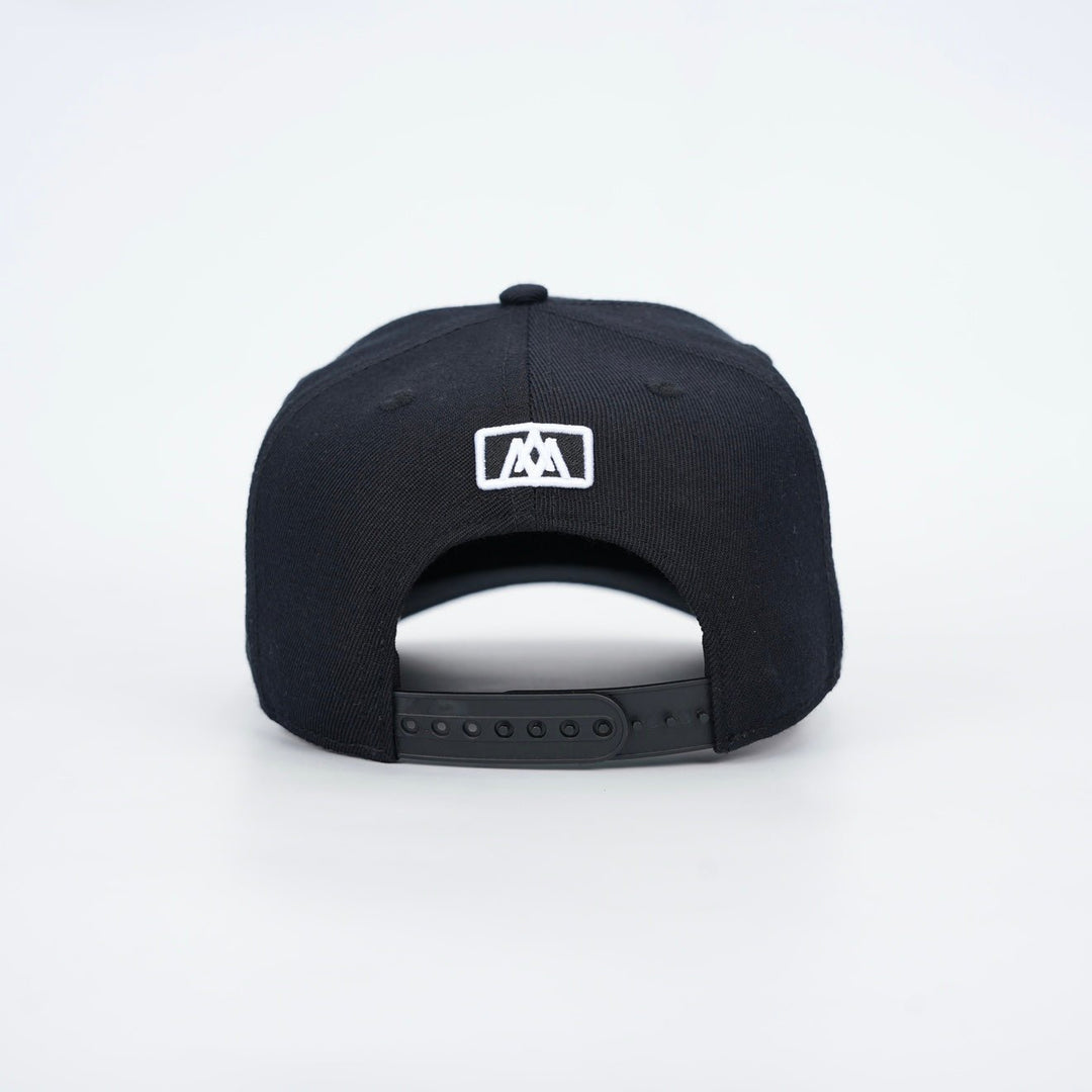 [PRE - ORDER - SHIPS DECEMBER 10TH] ‘SERVANT’ Premium Wool Blend SnapBack - Black/White - Malta Apparel