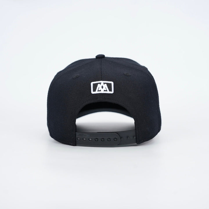 [PRE - ORDER - SHIPS DECEMBER 10TH] ‘SERVANT’ Premium Wool Blend SnapBack - Black/White - Malta Apparel